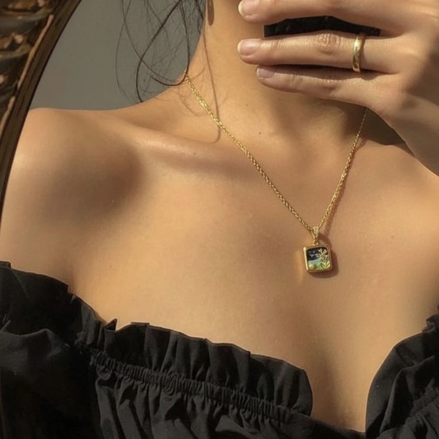 Spring Square Pendant