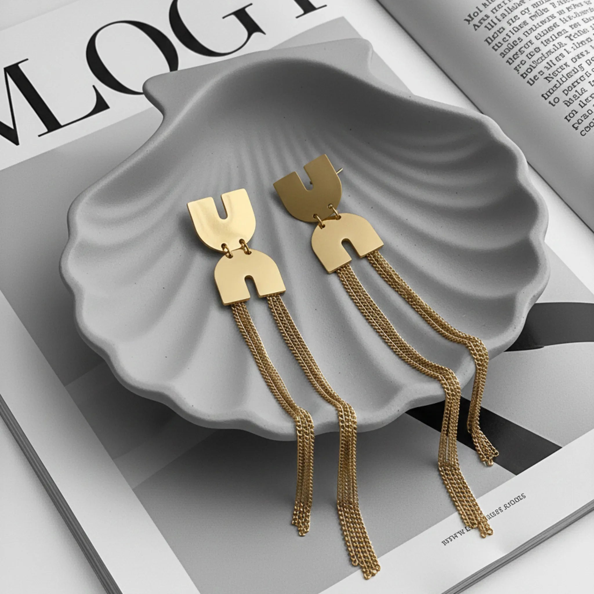 Twin Gate Chains Earrings