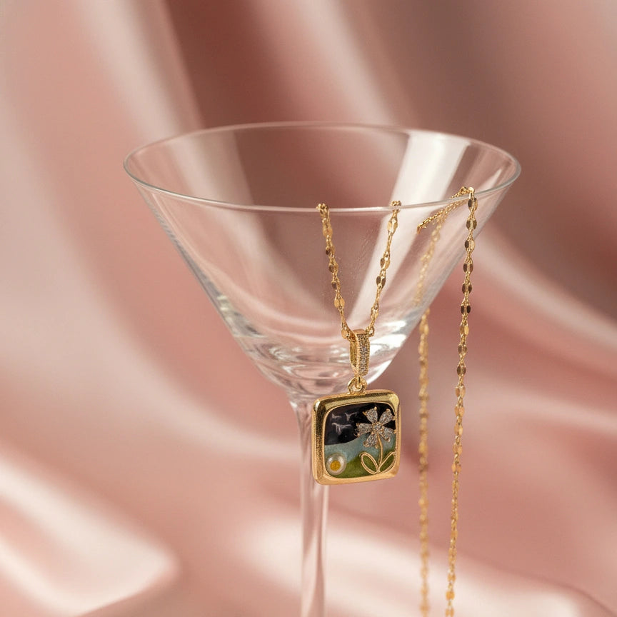 Spring Square Pendant