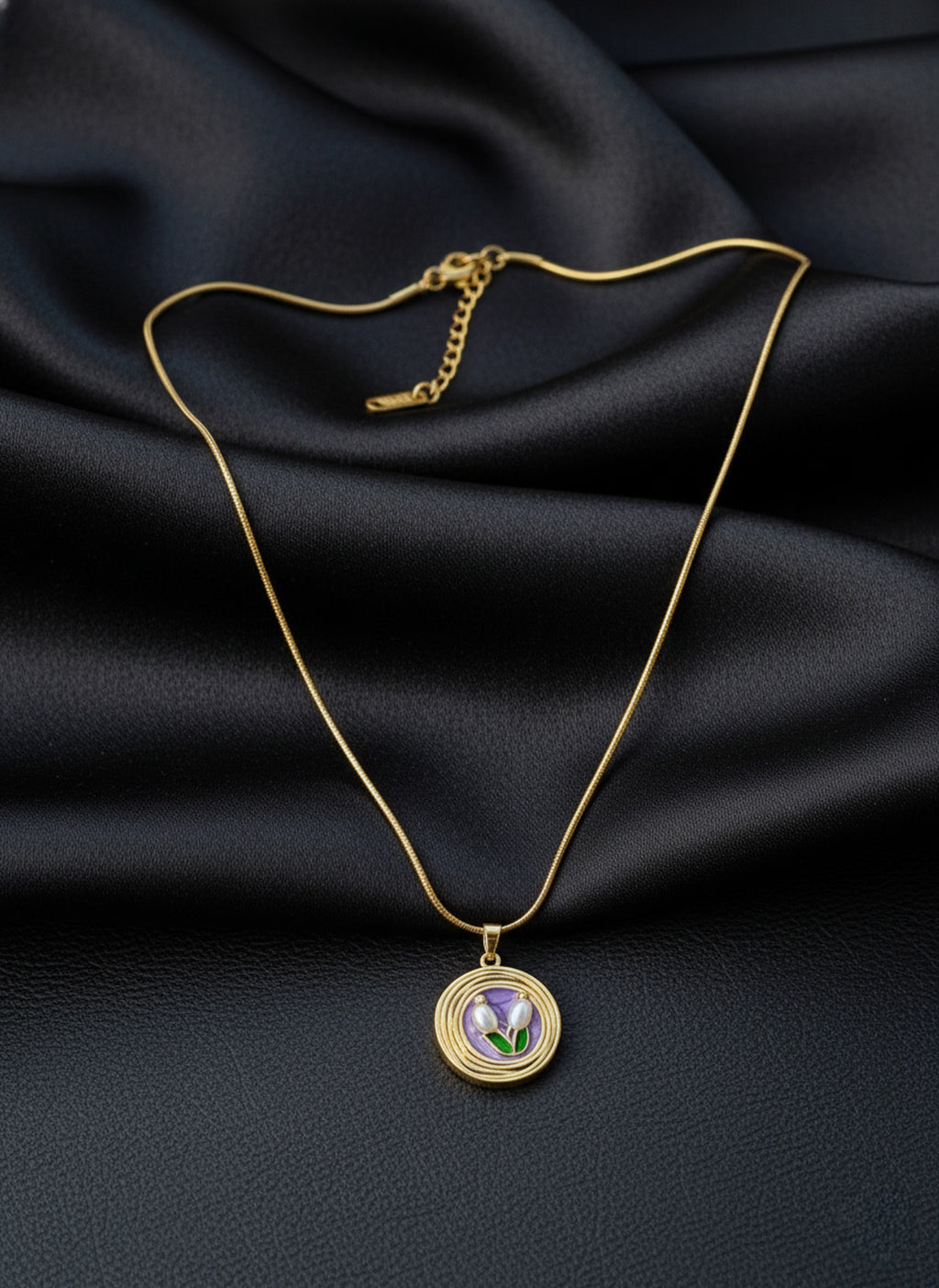 Lily Charm Chain Necklace