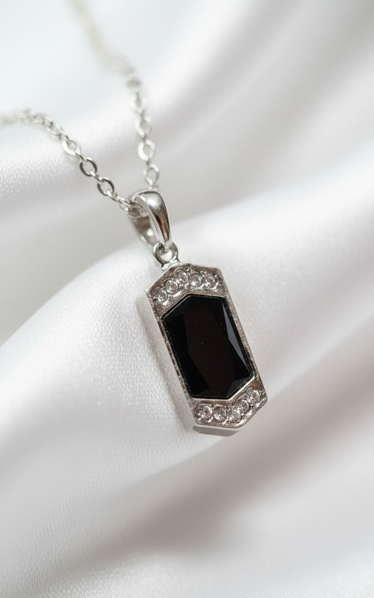 Midnight Allure layered chain necklace