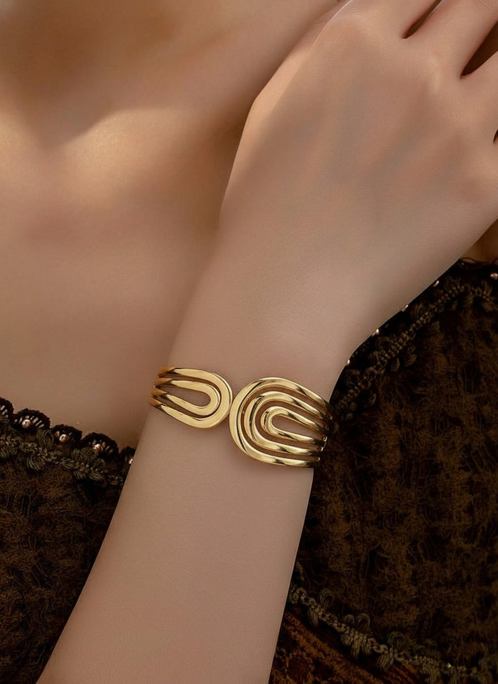 Luxe Curve Cuff