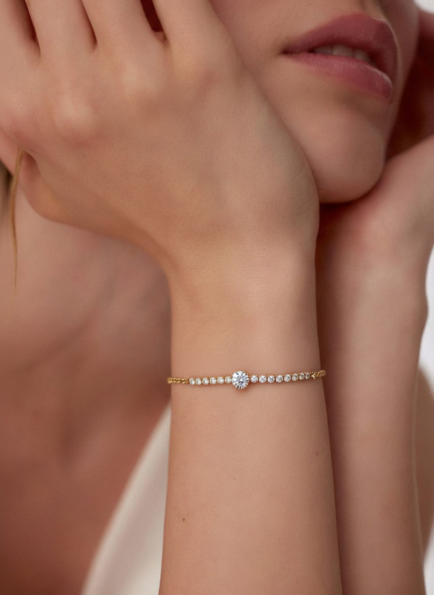 Golden Radiance Solitaire Bracelet