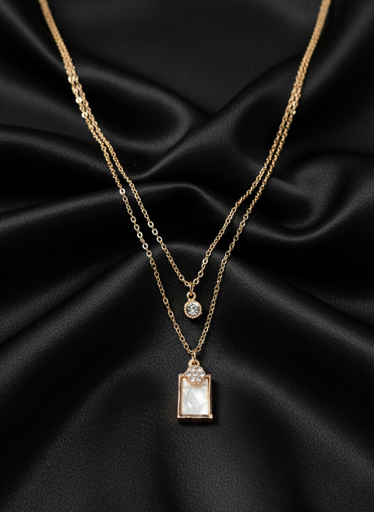 Noir Luxe chain Necklace