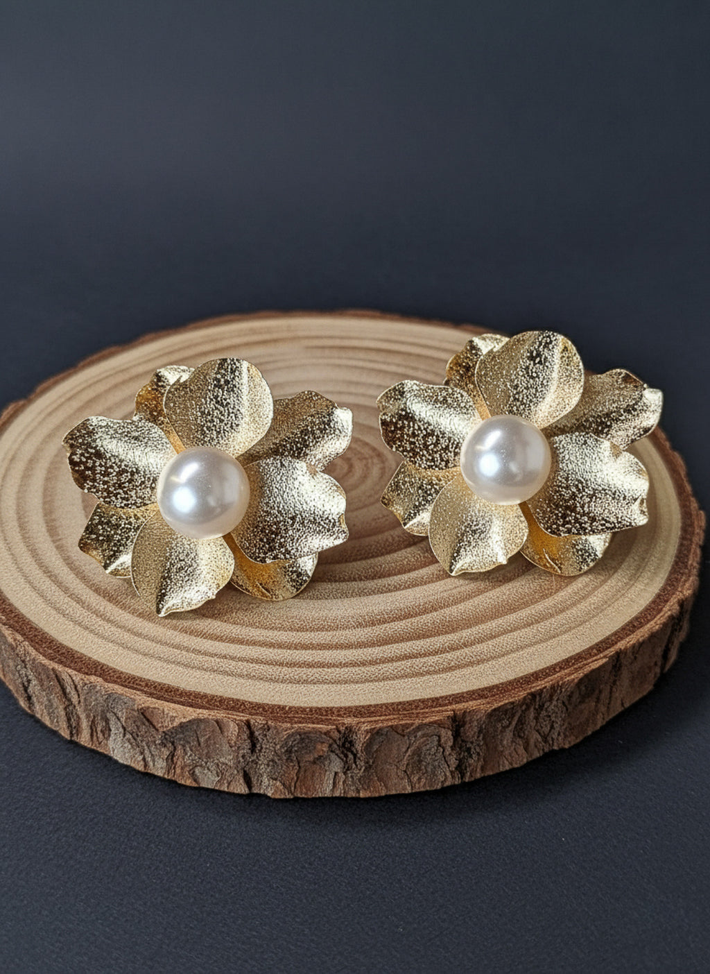 Golden Petal Elegance earrings