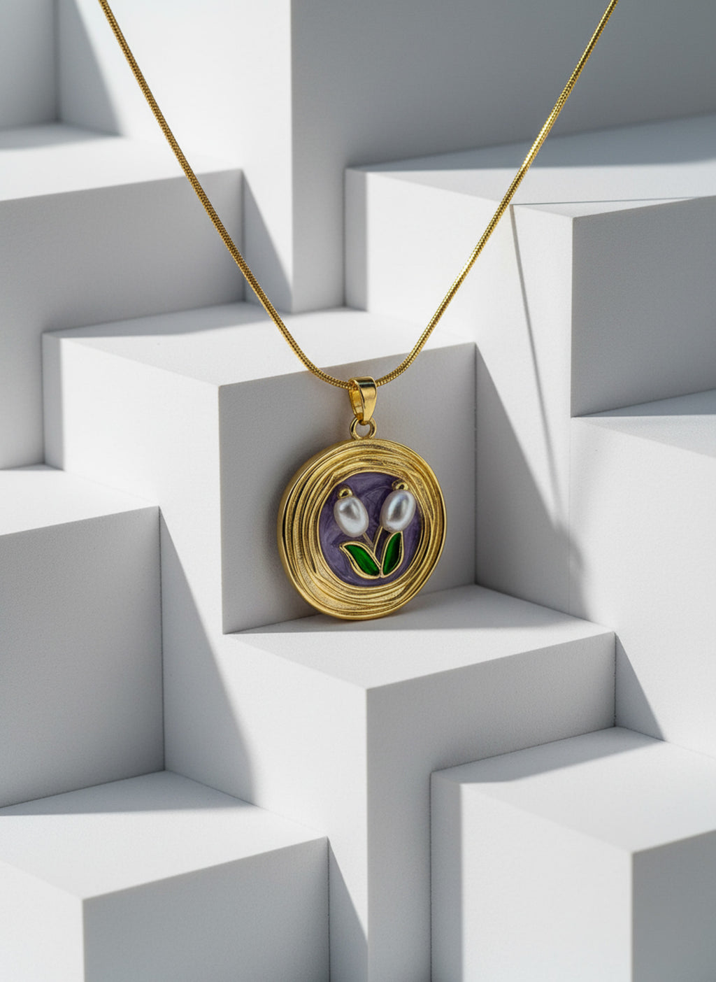 Lily Charm Chain Necklace