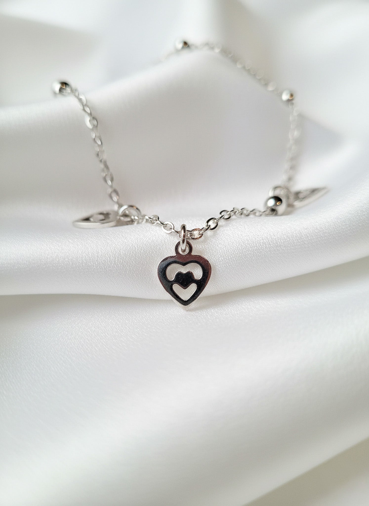 Graceful Hearts bracelet