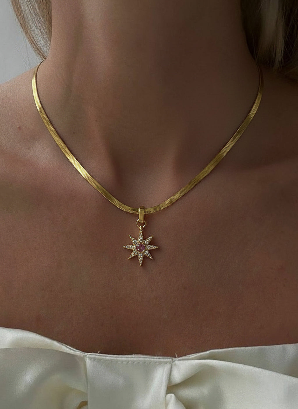 Aurora Star chain necklace