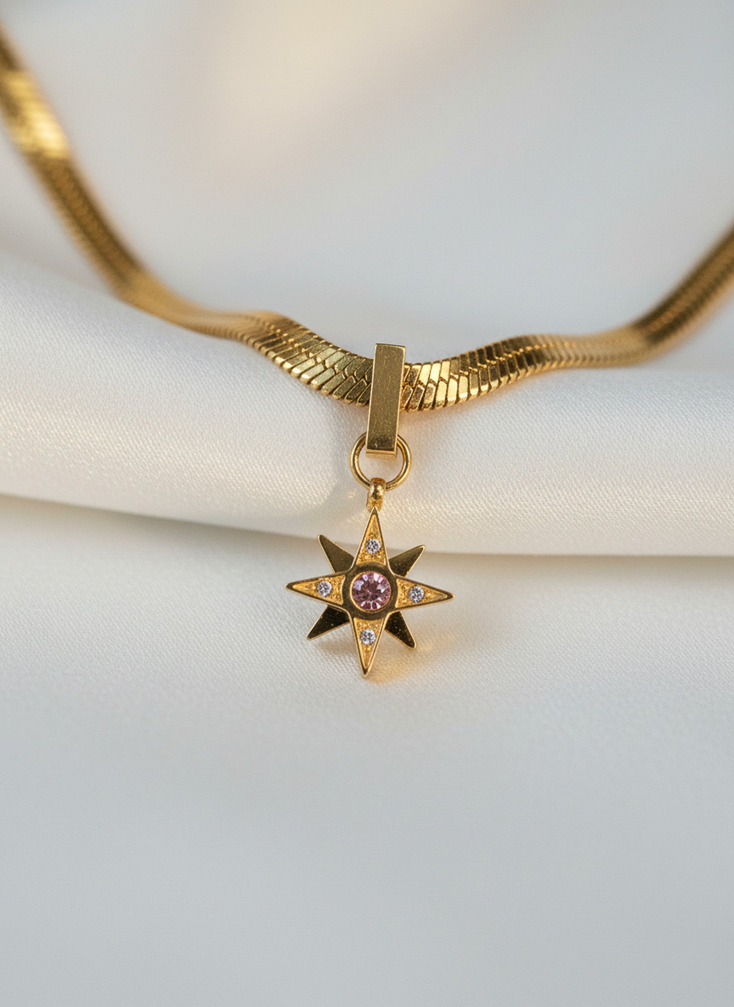 Aurora Star chain necklace