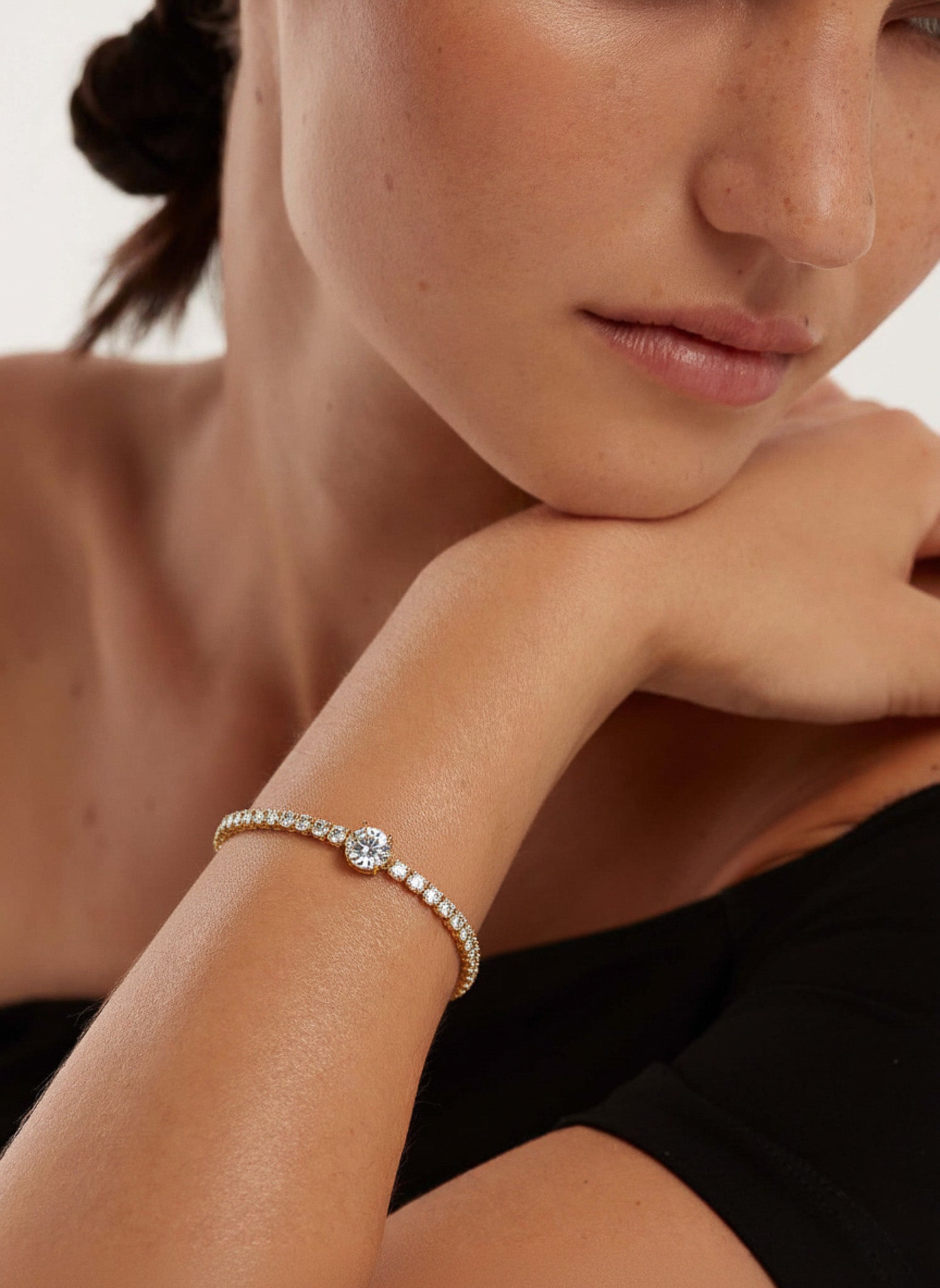 Golden Radiance Solitaire Bracelet