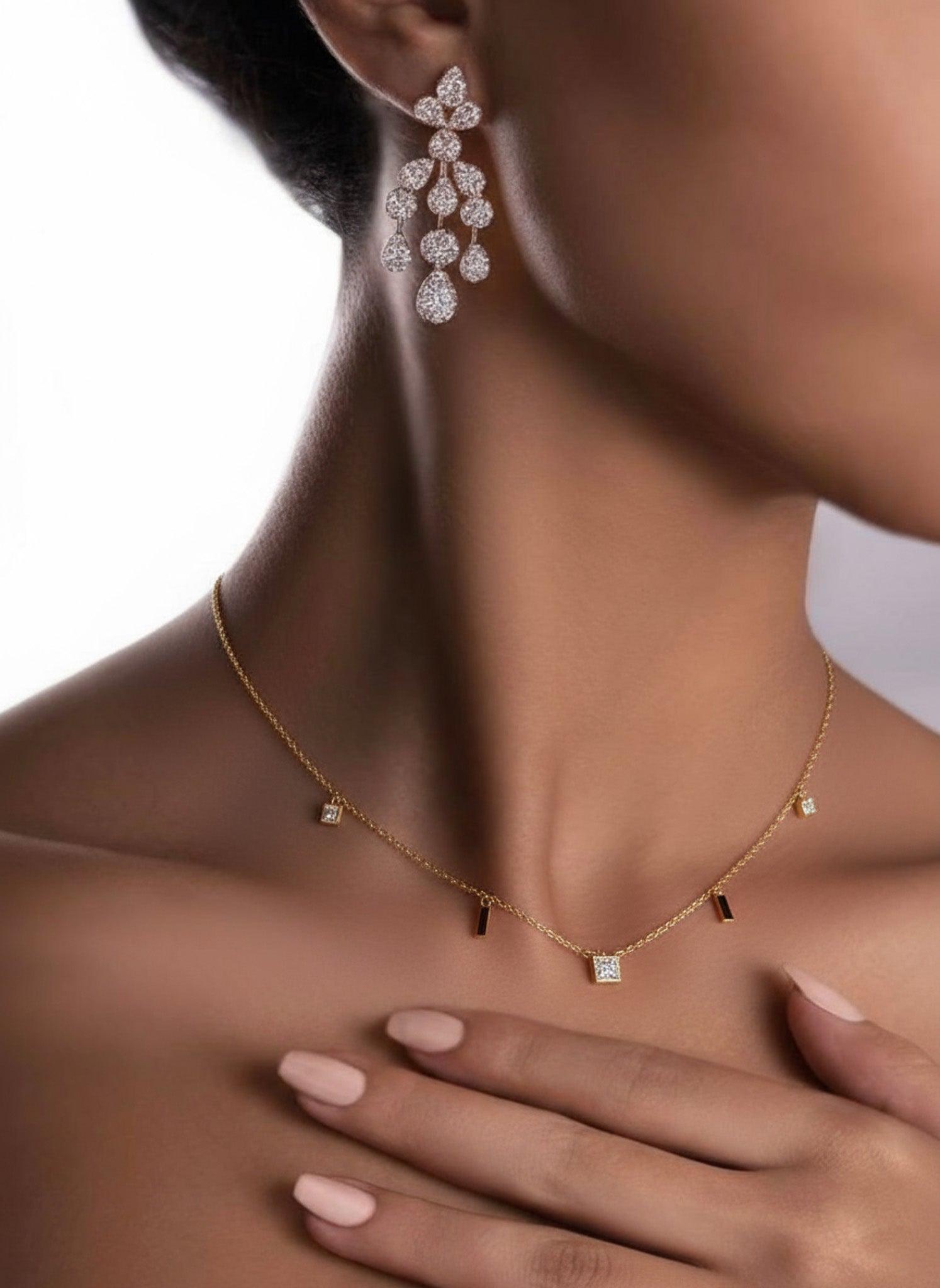 Luxe Gleam chain necklace