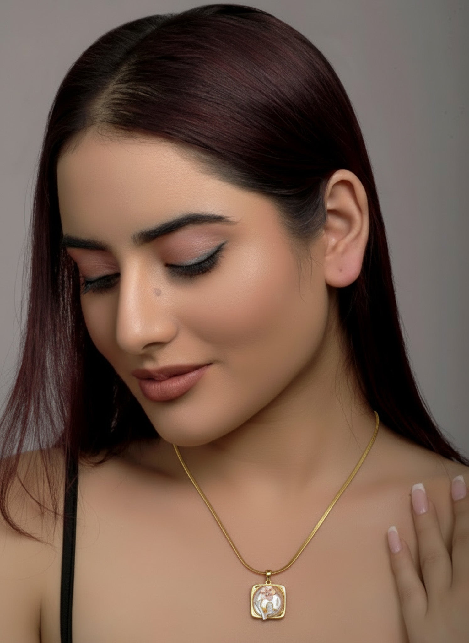 Petal Charm chain necklace